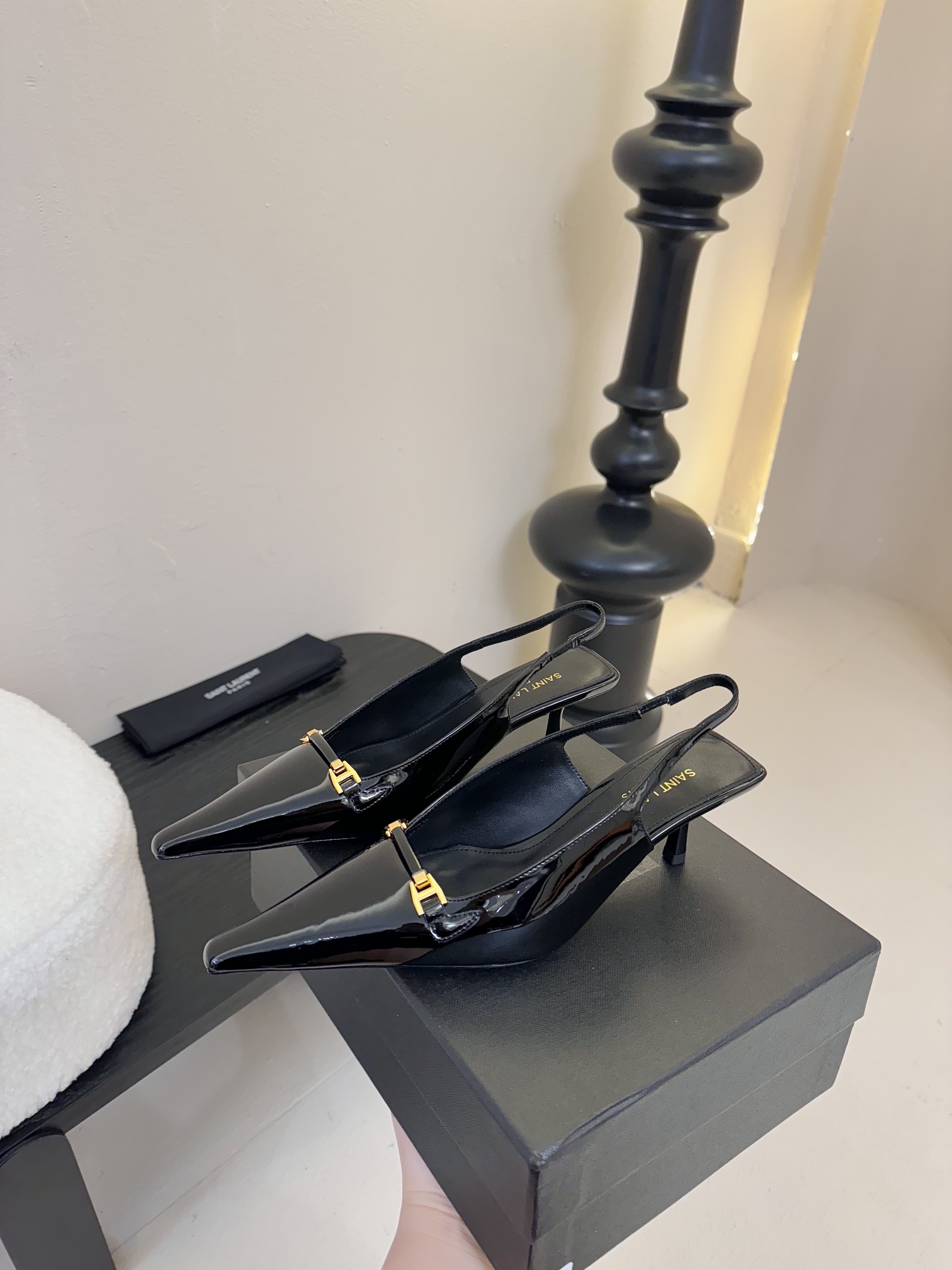 [TOP] Yves Saint Laurent YSL Mules - Black