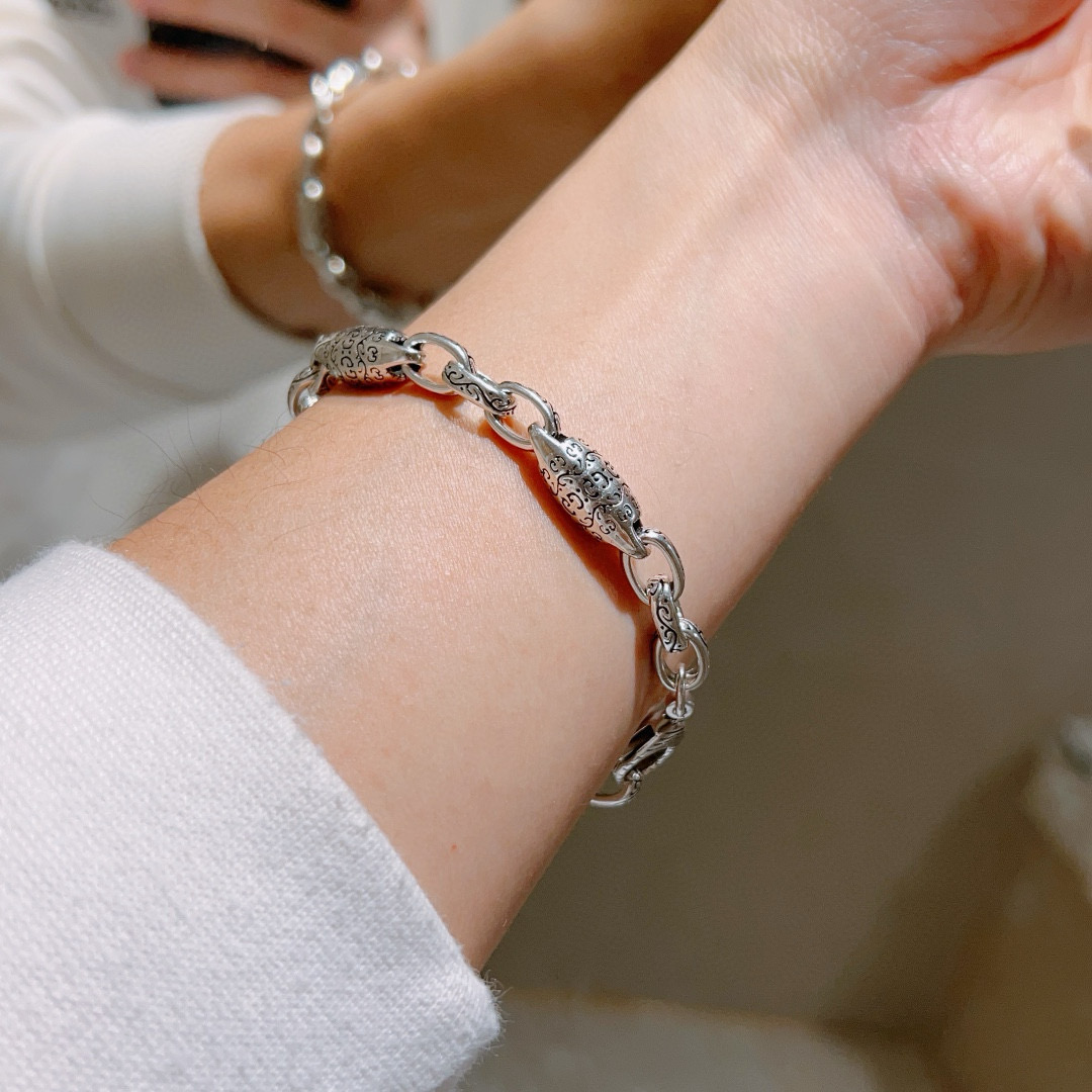 [TOP] GUCCI Men's Classic Bracelet - Silver