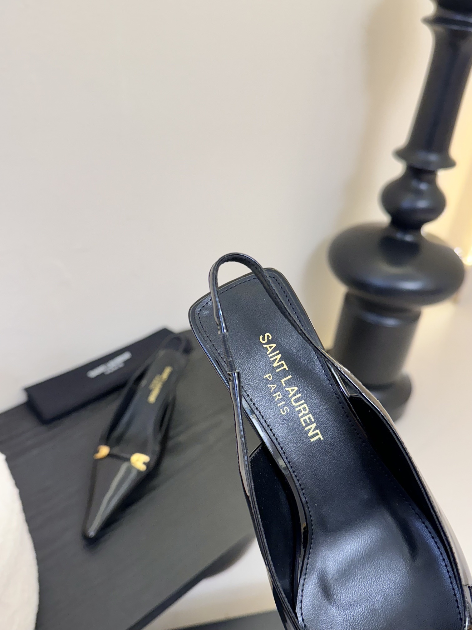 [TOP] Yves Saint Laurent YSL Mules - Black