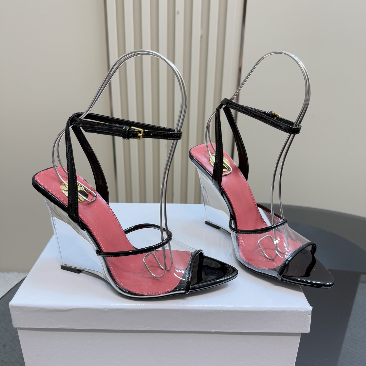 [TOP] Yves Saint Laurent YSL 25ss High Heel Sandals - Pink and Black