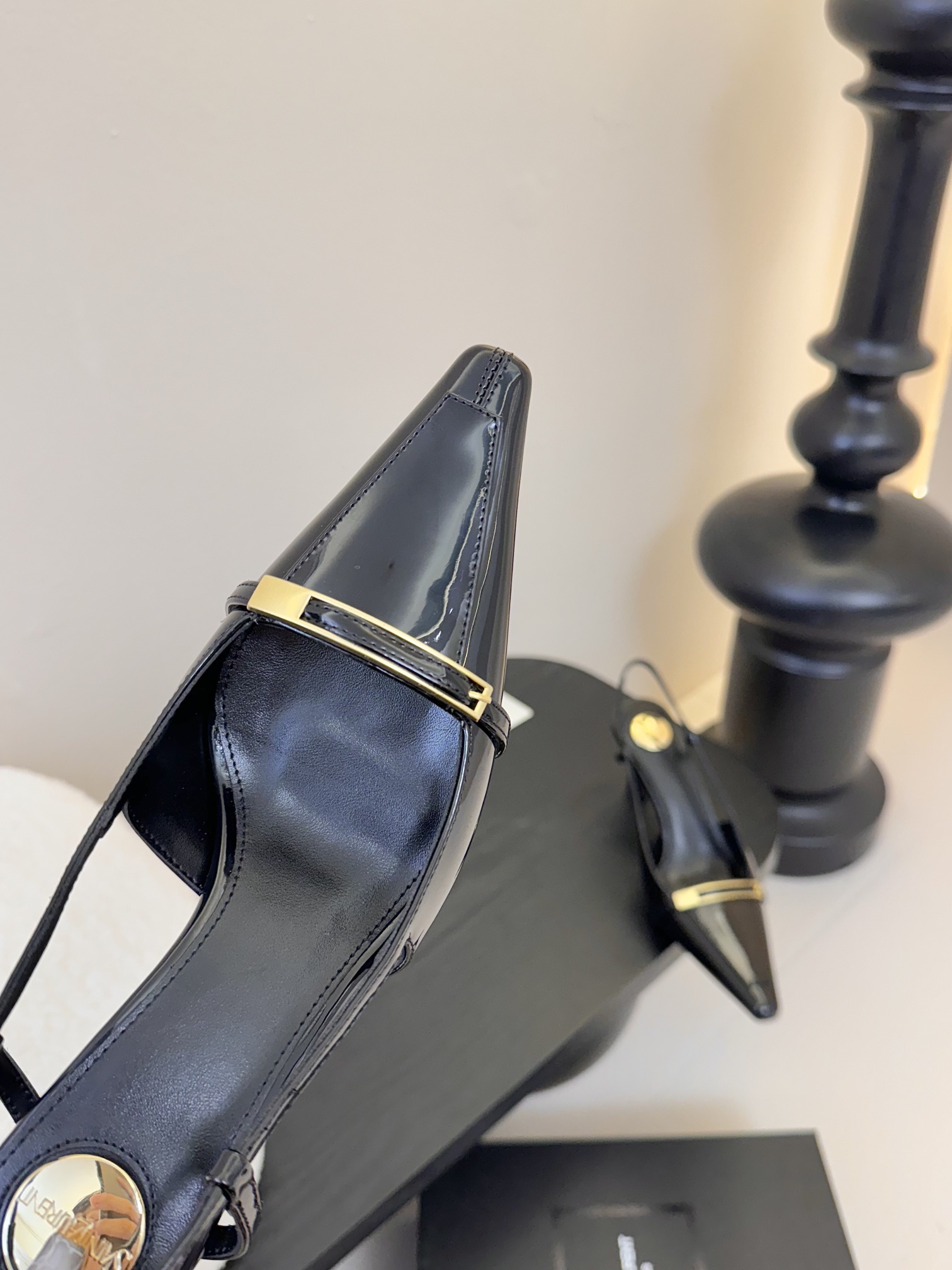 [TOP] Yves Saint Laurent YSL  High Heels - Black