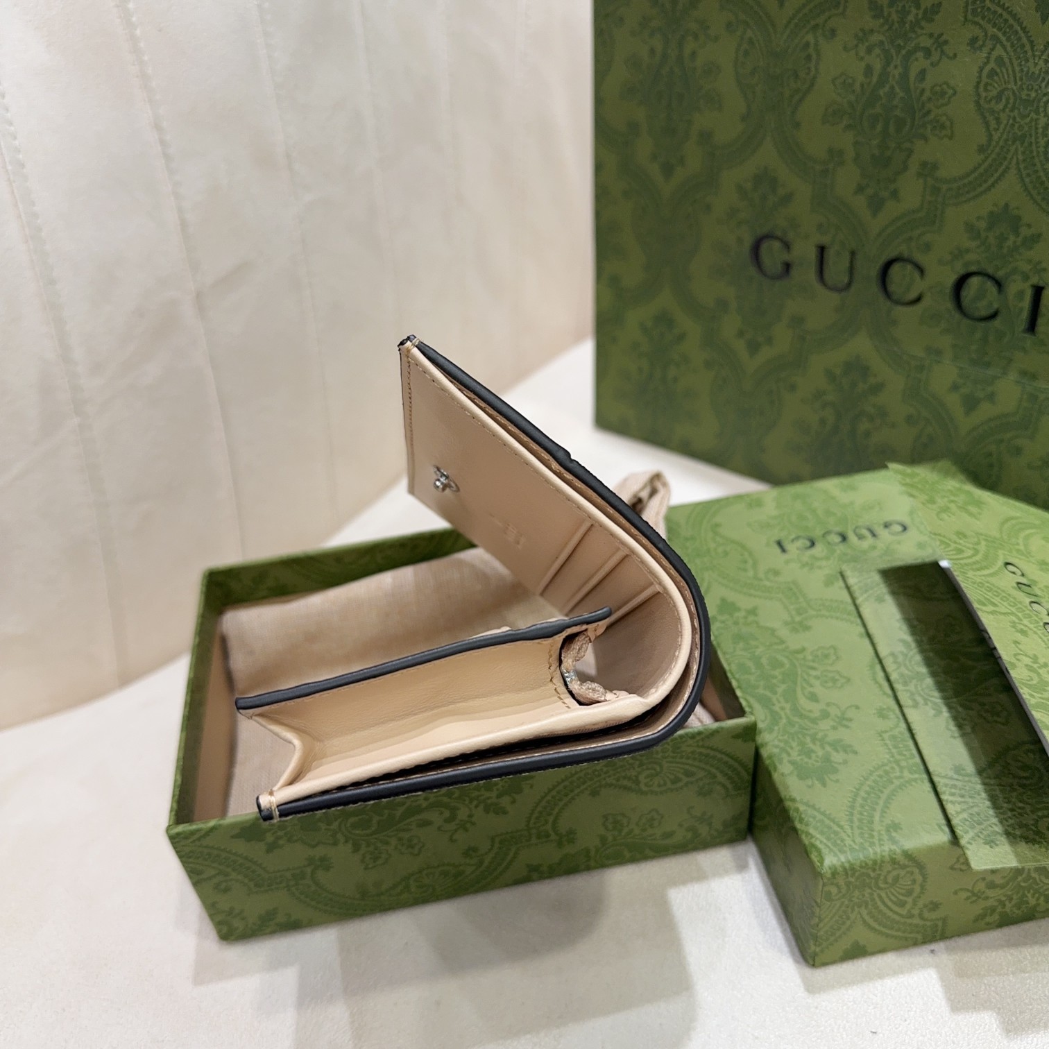 [TOP] GUCCI GG Short Wallets 11*8.5*3cm - Monogram