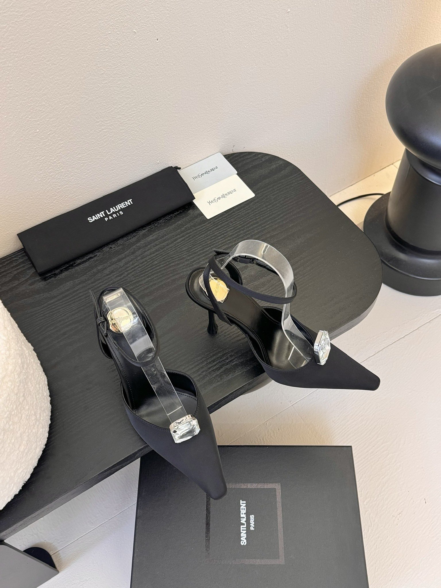 [TOP] Yves Saint Laurent YSL  High Heels - Black