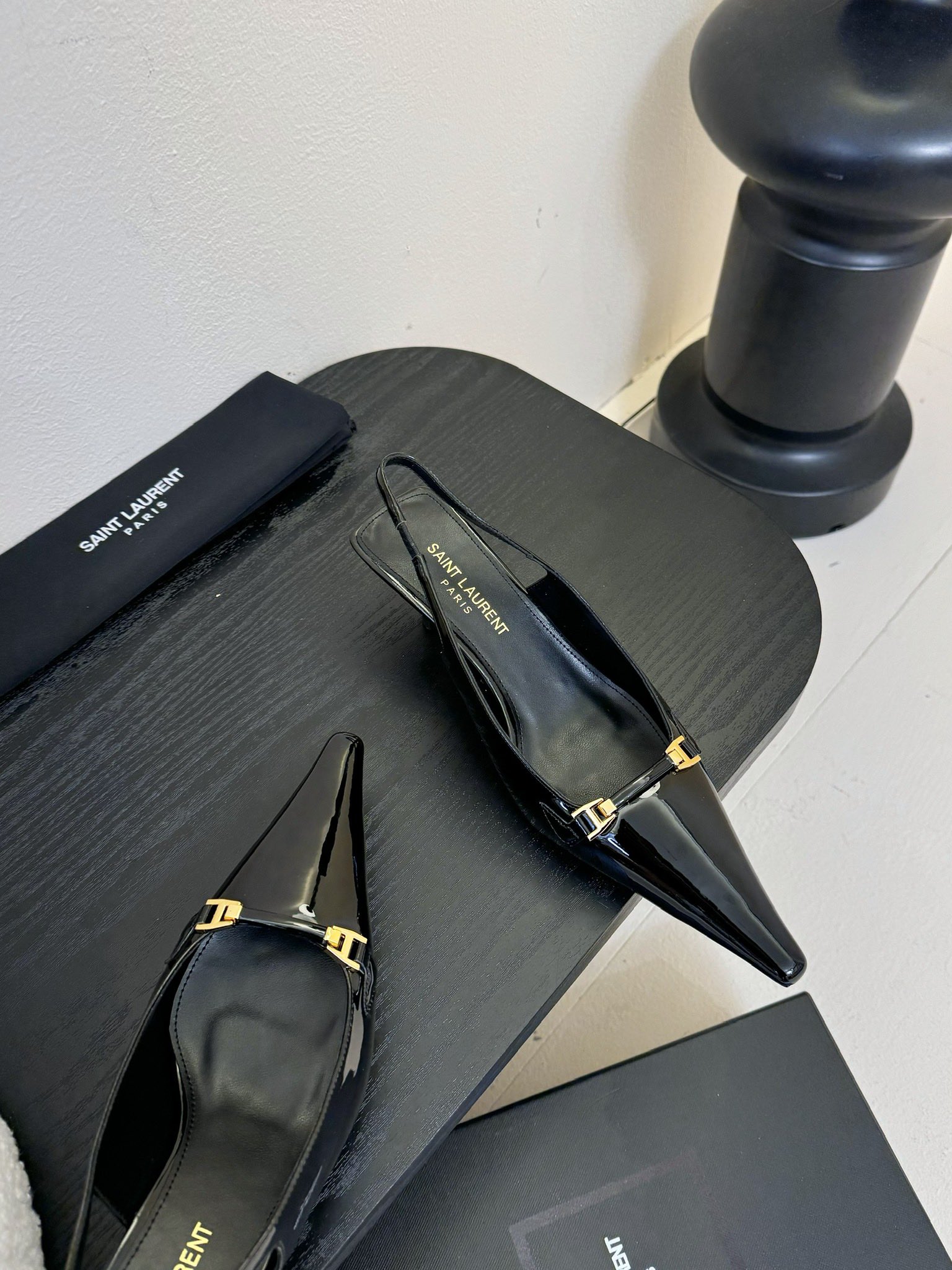 [TOP] Yves Saint Laurent YSL Mules - Black