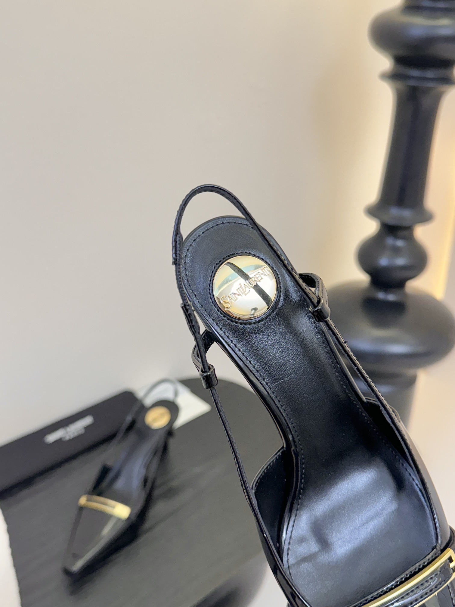 [TOP] Yves Saint Laurent YSL  High Heels - Black