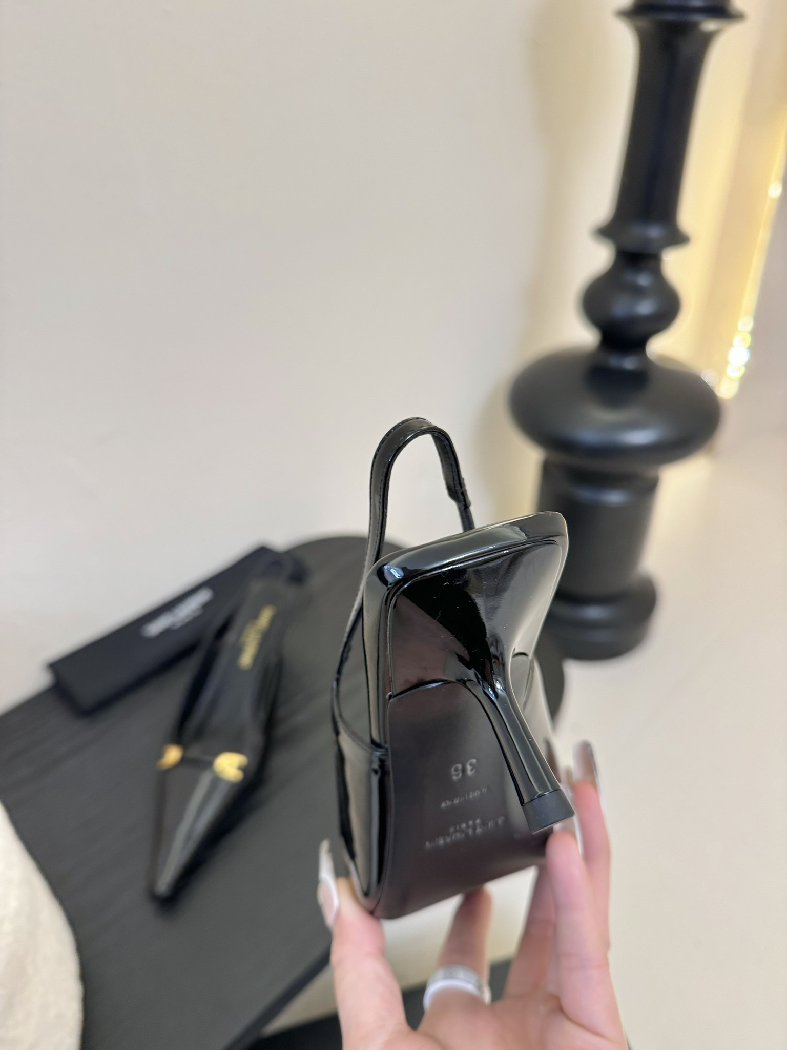 [TOP] Yves Saint Laurent YSL Mules - Black