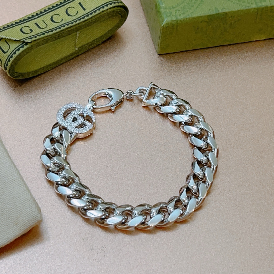 [TOP] GUCCI Men's Classic Bracelet - Silver