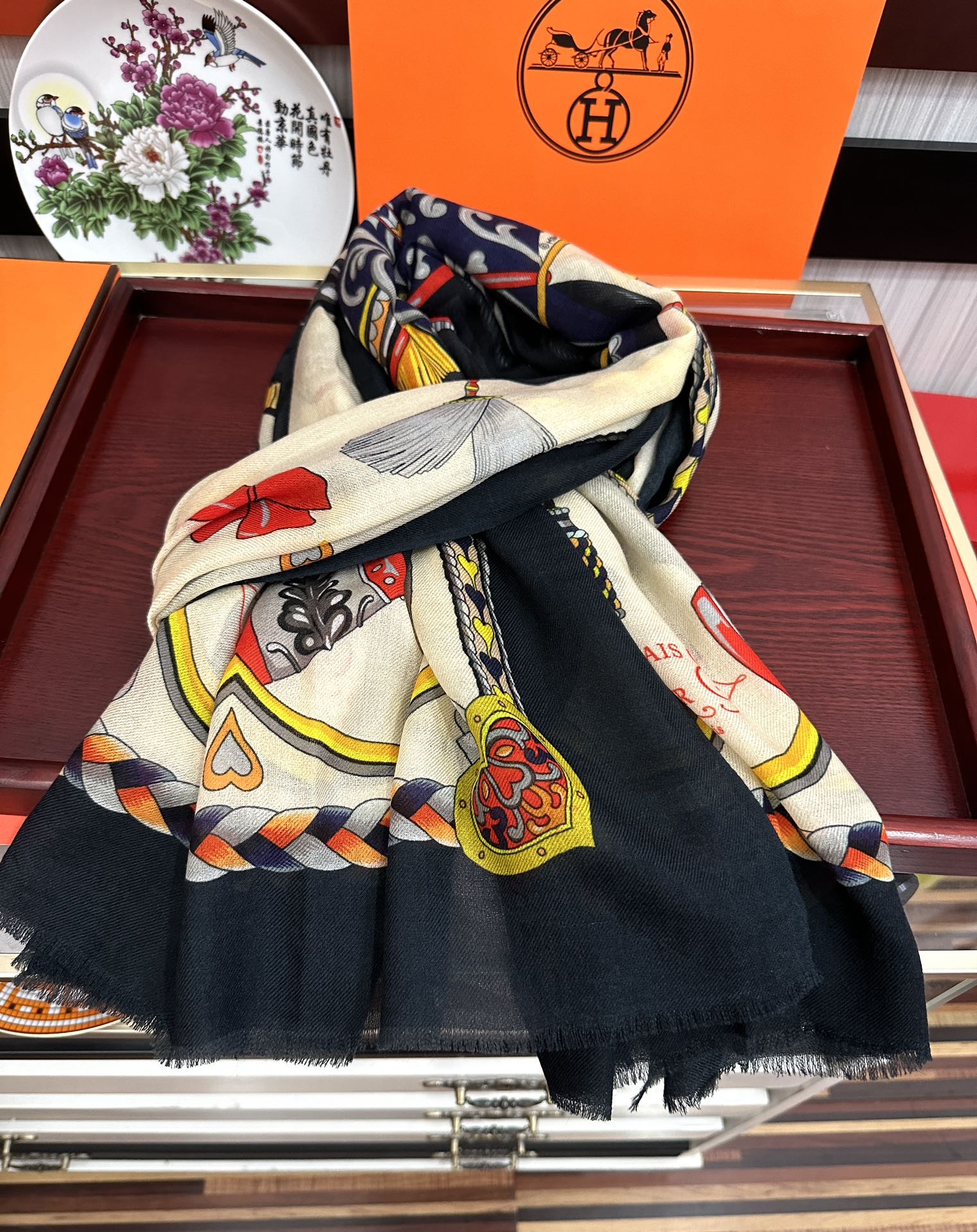 [TOP] HERMES Scarf 100x200 cm - Black