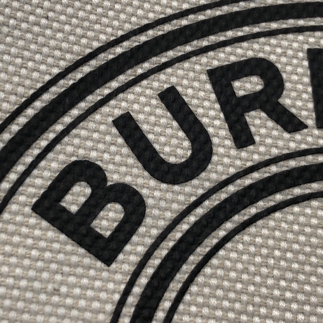 [TOP] BURBERRY Canvas Bucket Bag 25x21x16.5cm - White