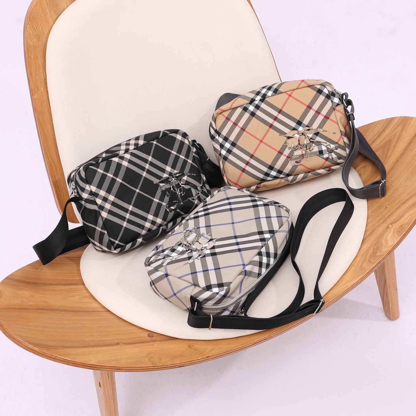 [TOP] BURBERRY Camera Bag 25x12x18cm - 3 Color