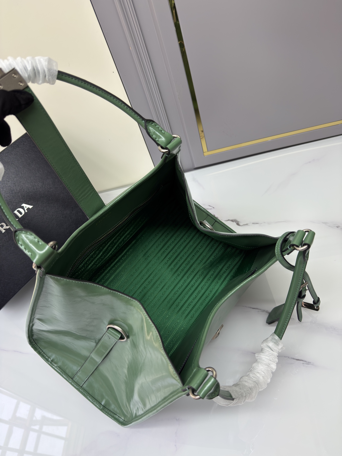 [TOP] PRADA Handbag Oil Wax 39*24.5*14cm - 3 Colour