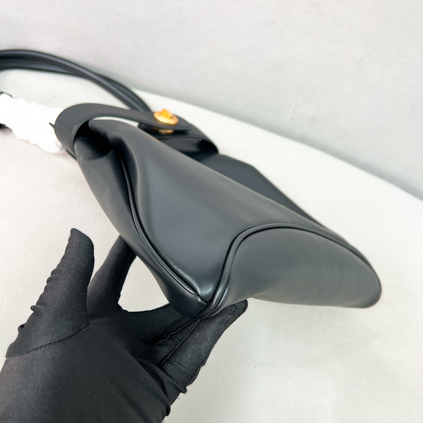 [TOP] PRADA Carey Leather Handbag  31*28*5cm - Black