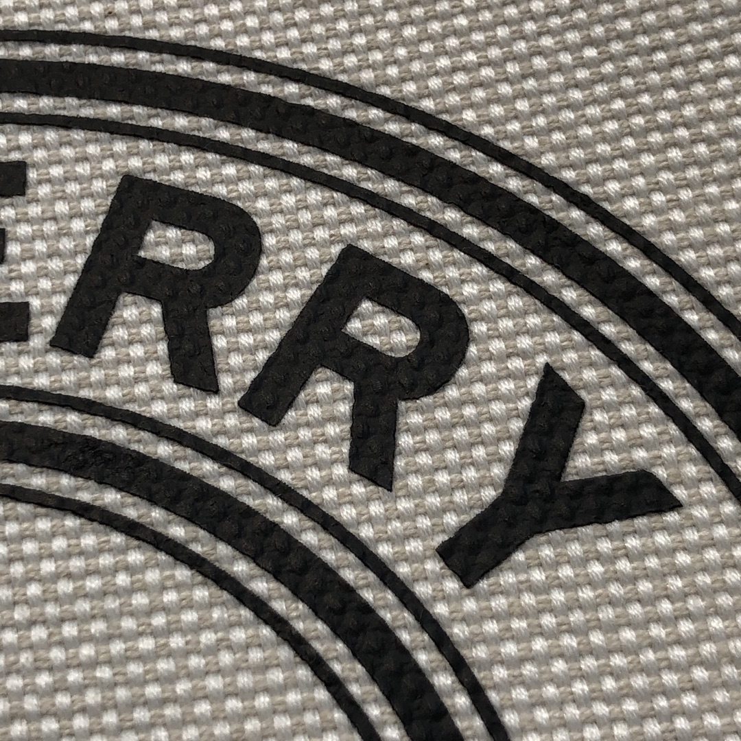 [TOP] BURBERRY Canvas Bucket Bag 25x21x16.5cm - White