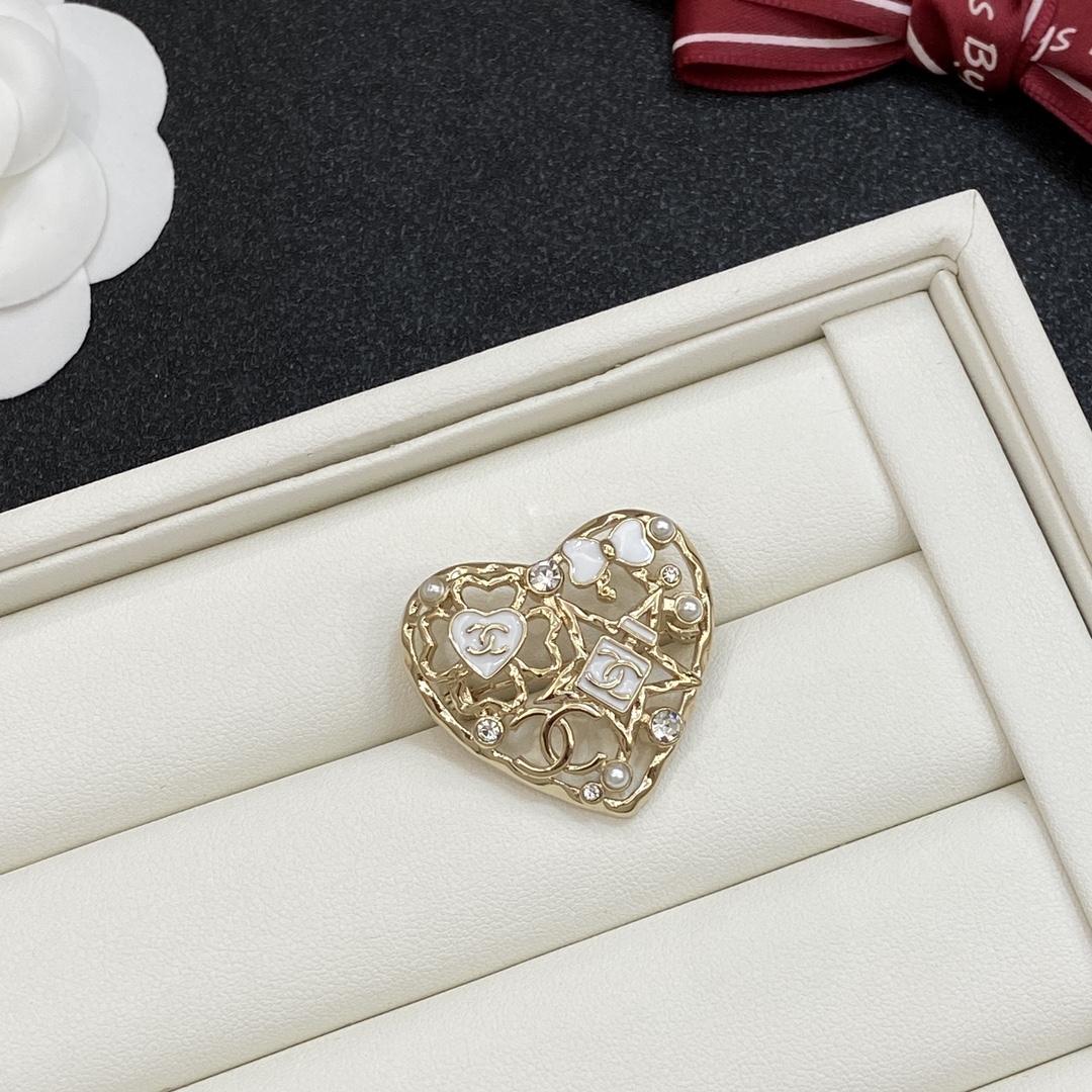 [TOP] CHANEL Brooch - Gold