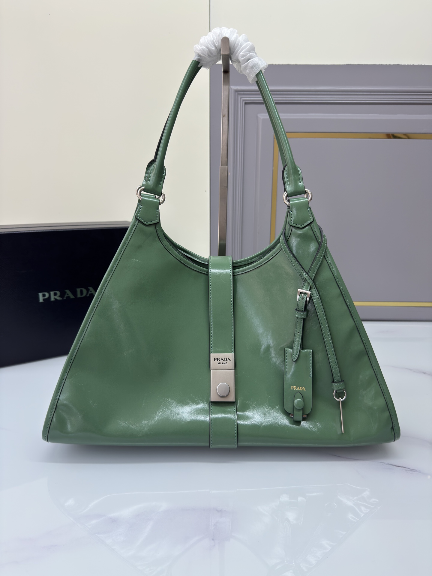 [TOP] PRADA Handbag Oil Wax 39*24.5*14cm - 3 Colour