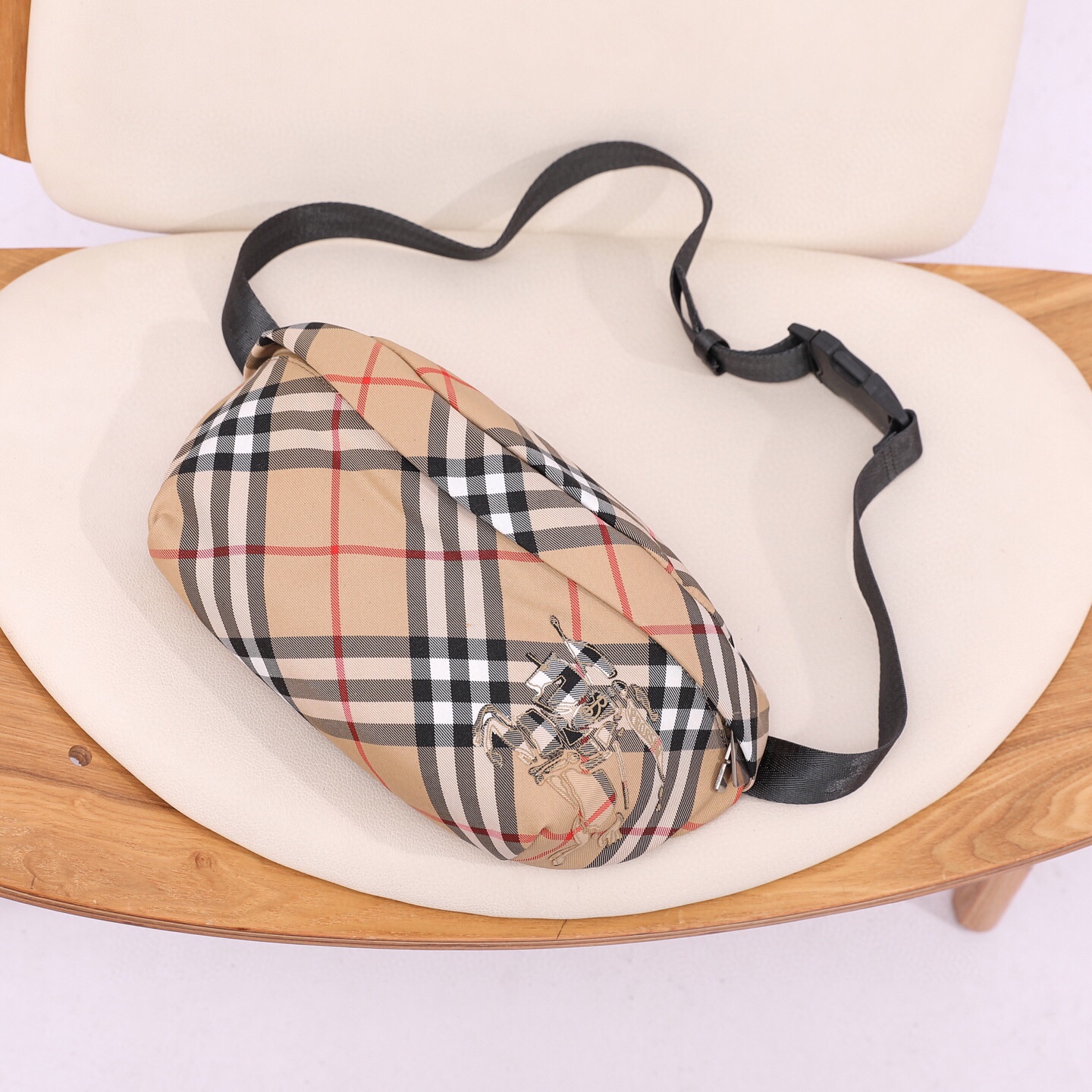 [TOP] BURBERRY Belt Bag 33x11x18cm - 3 Color