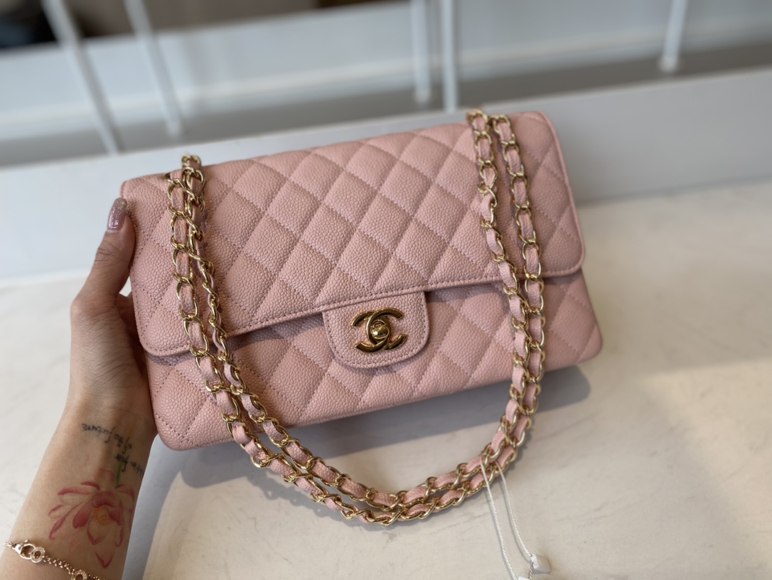 [TOP] CHANEL Classic Flap Bag Caviar Medium 25.5cm – 2 Colors