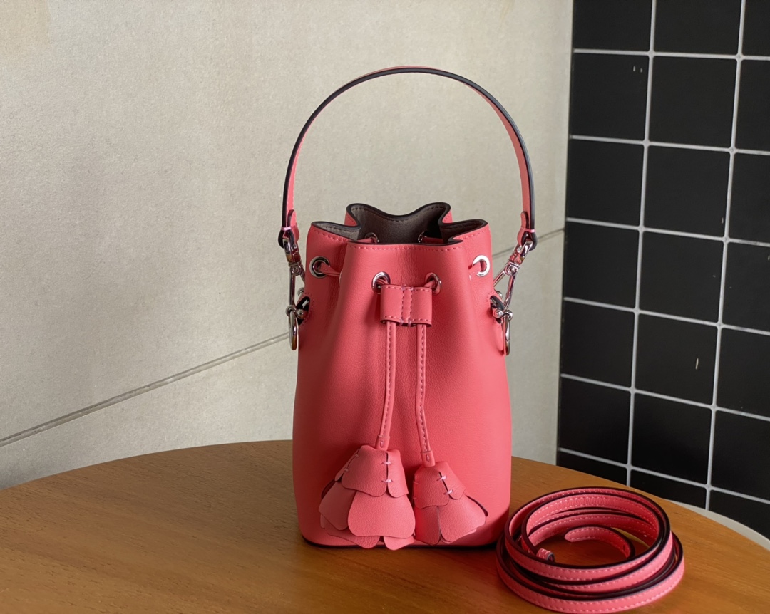 [TOP] FENDI Mon Tresor Bucket Bag 18x12x10cm - Red