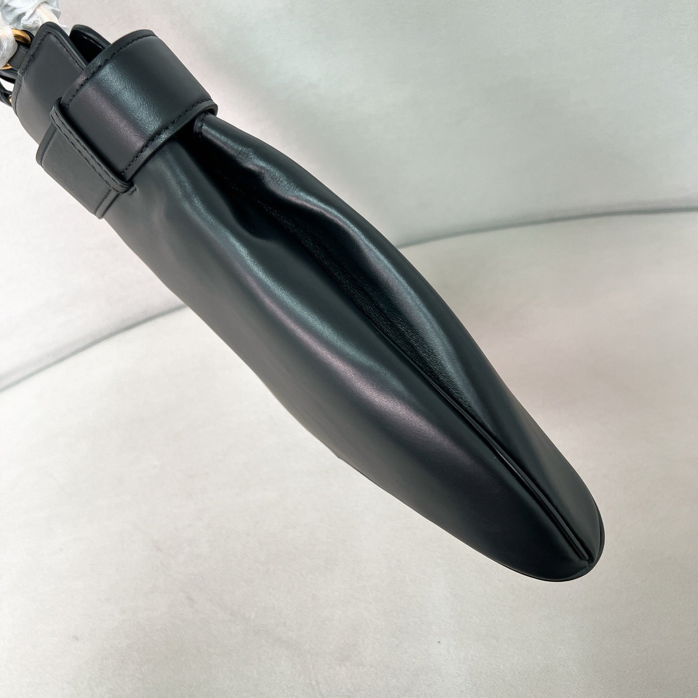 [TOP] PRADA Carey Leather Handbag  31*28*5cm - Black