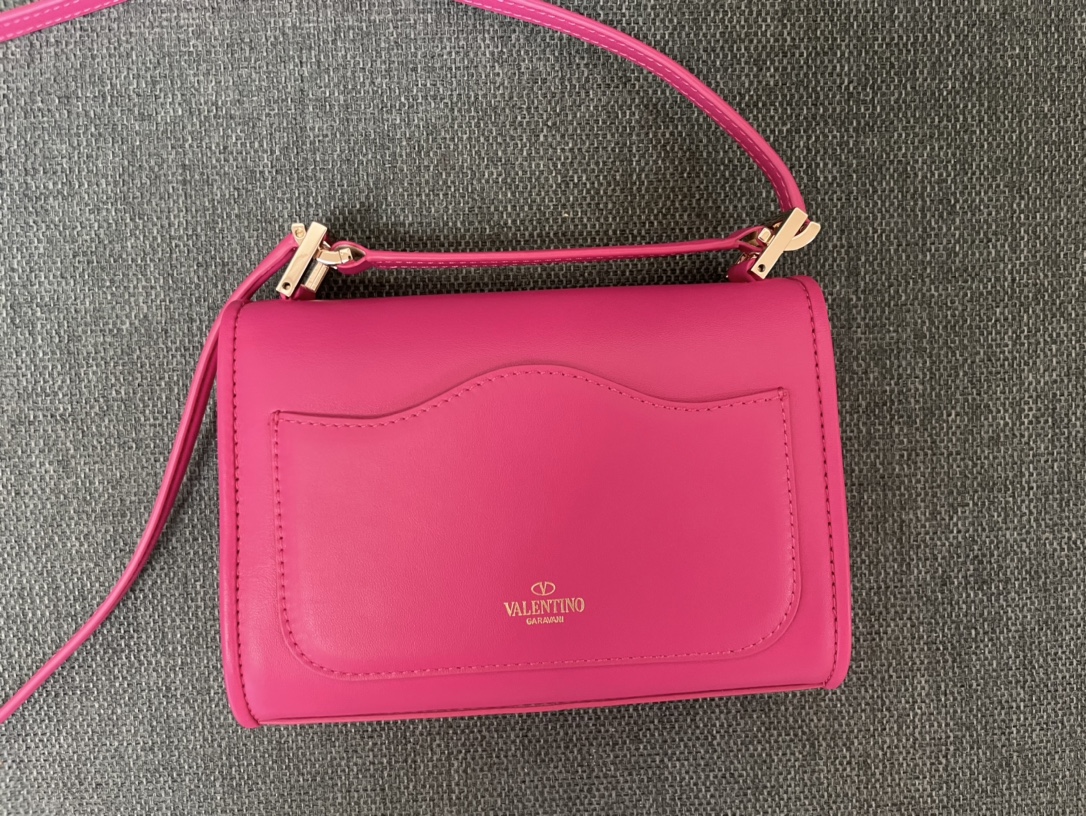 [TOP] VALENTINO Loco Bags Handbags 18*13*5cm - Pink
