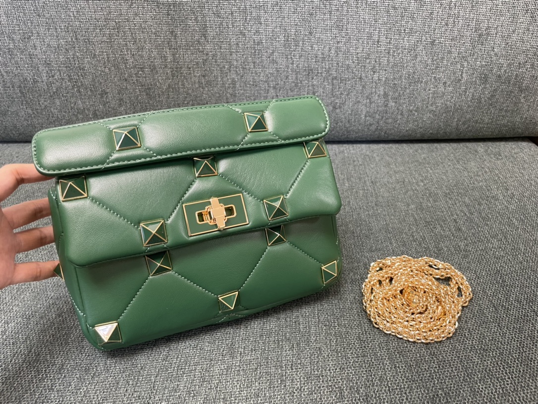 [TOP] VALENTINO Roman Stud Bags 23x16x8cm - Green