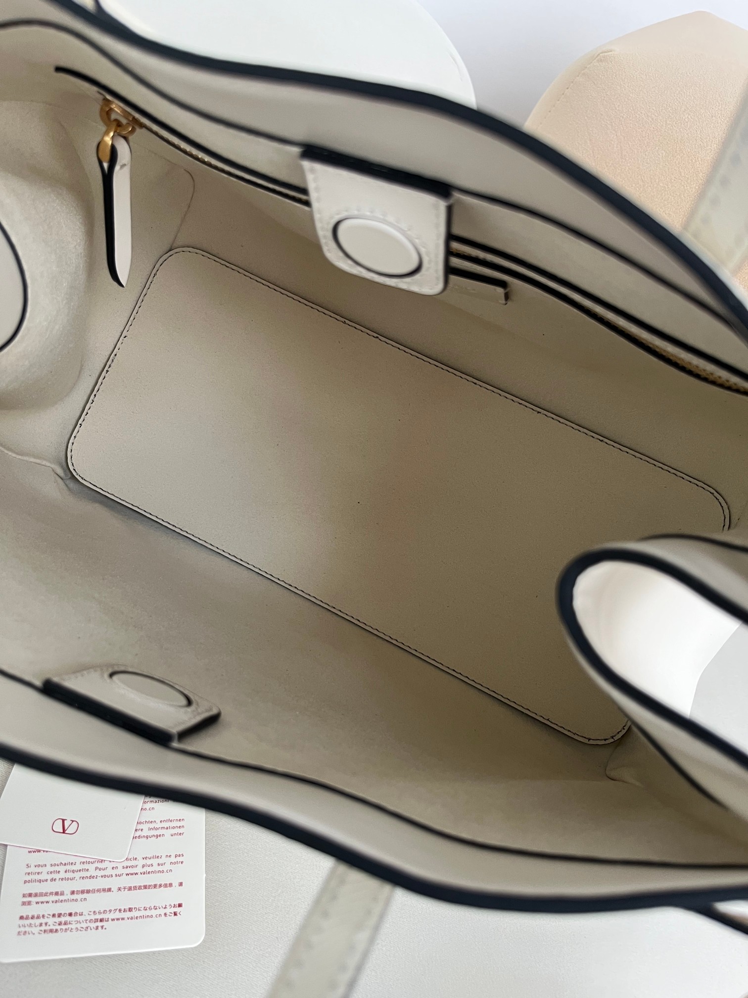 [TOP] VALENTINO Garavani Antibes Handbags Bag 22*19*12cm/35*29*18cm - White