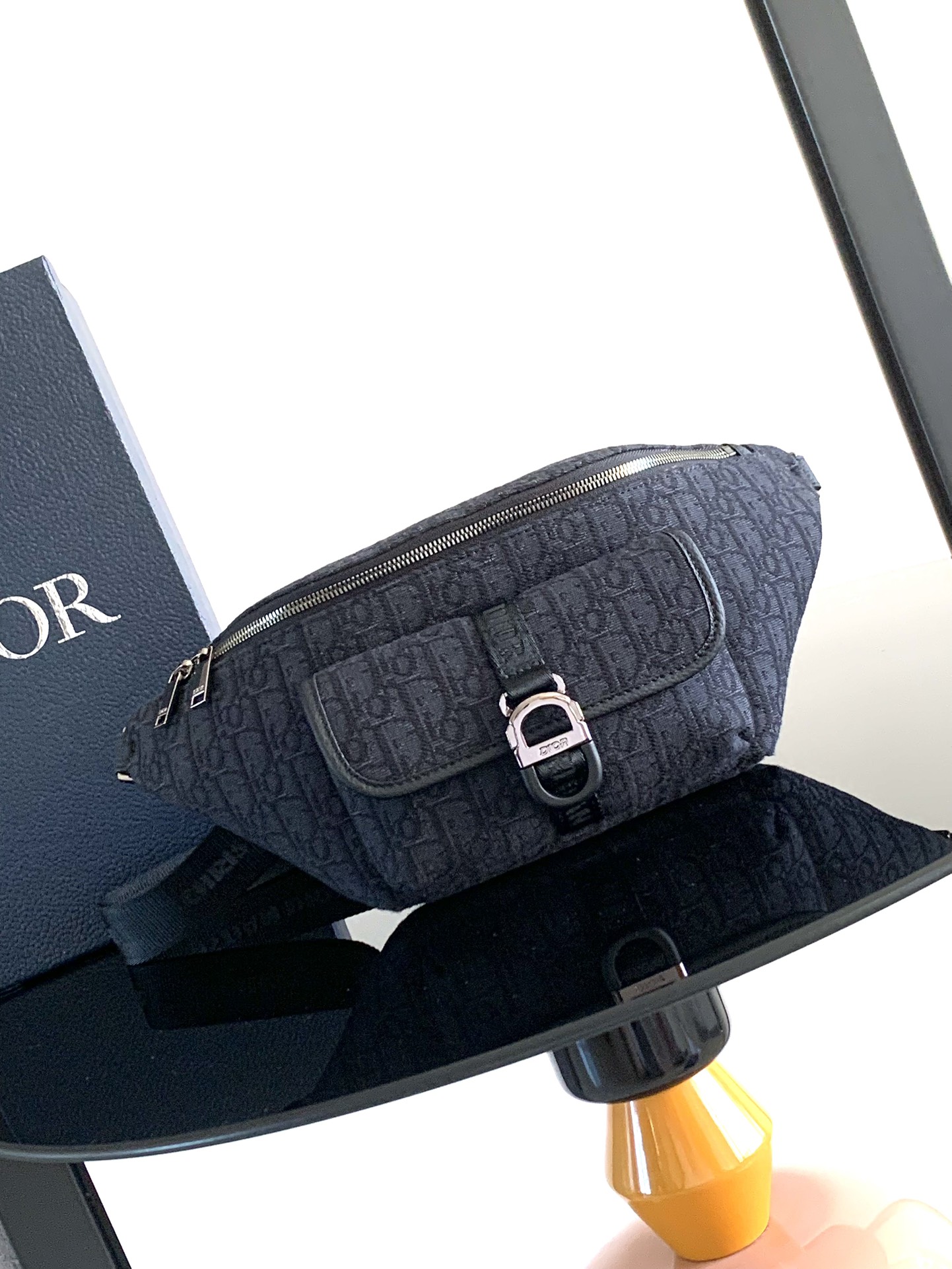 [Top] Christian Dior Men's Waist Bag 39 x 17 x 10.5cm - 2 Colors