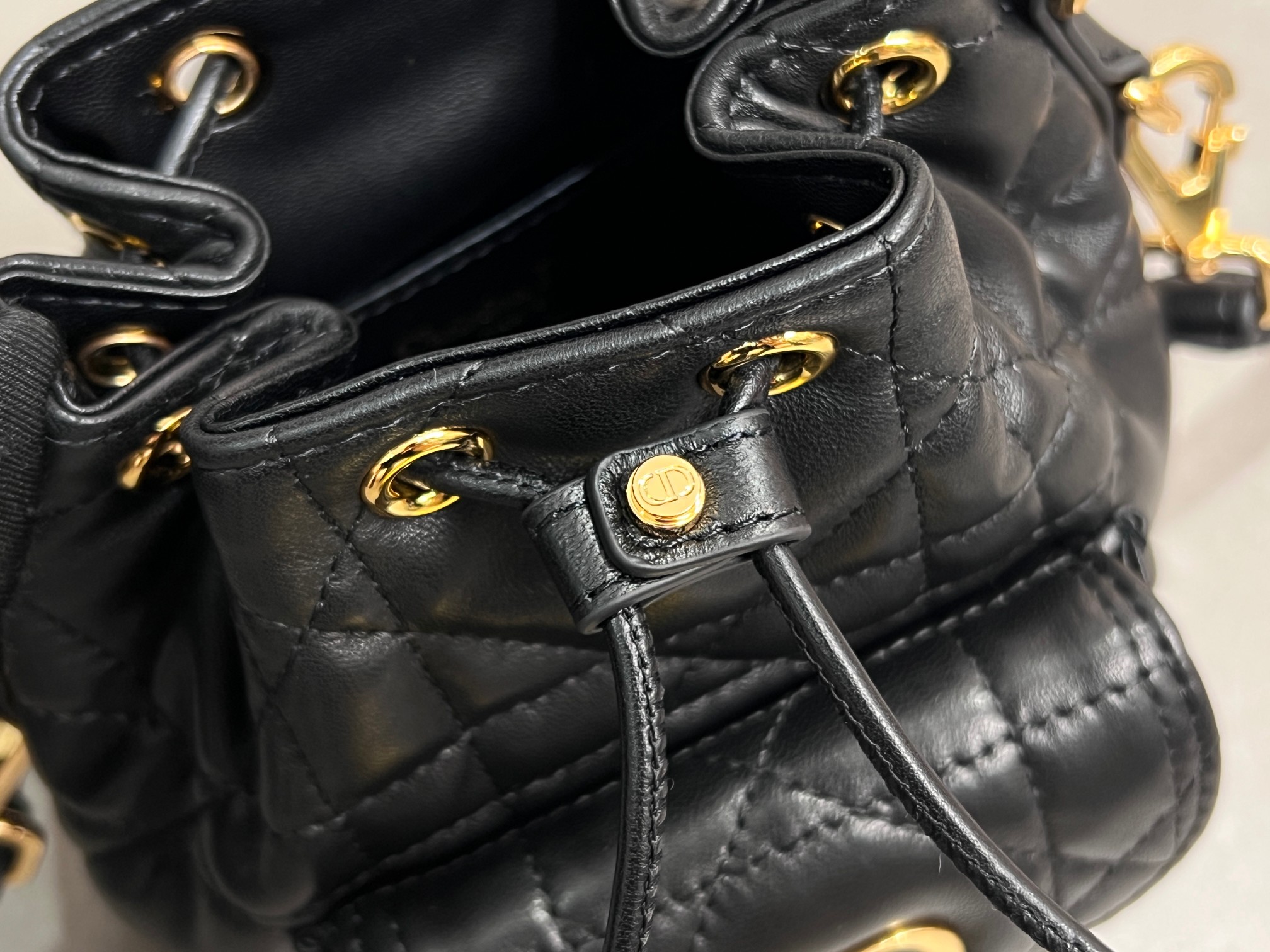 [TOP] Christian Dior Caro Backpack 14*15*7cm -Black