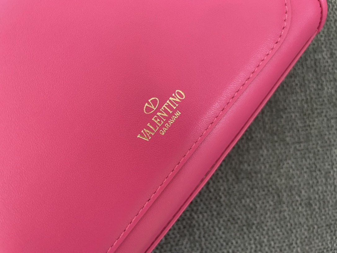 [TOP] VALENTINO Loco Bags Handbags 18*13*5cm - Pink