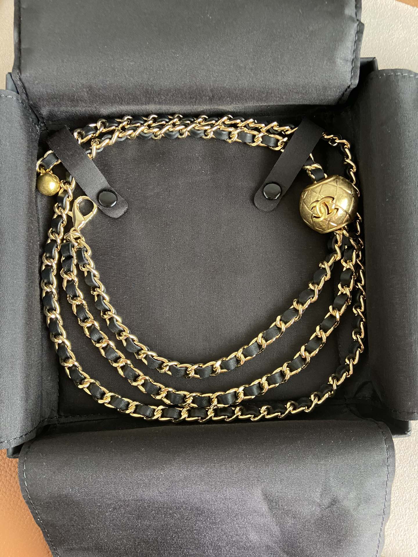[TOP] CHANEL Waist Chain - Gold