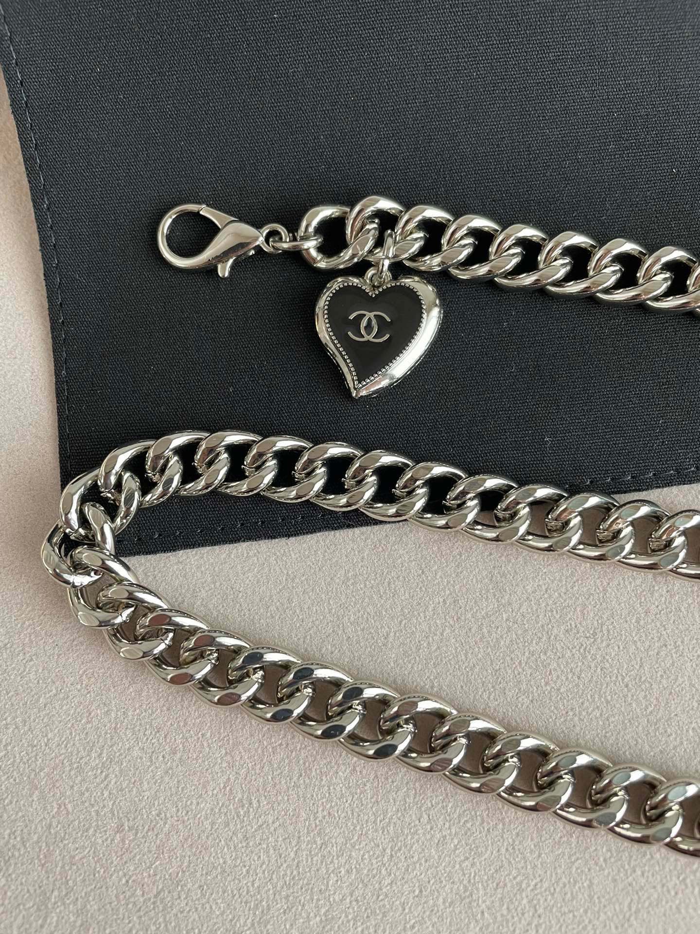 [TOP] CHANEL Waist Chain - Silver