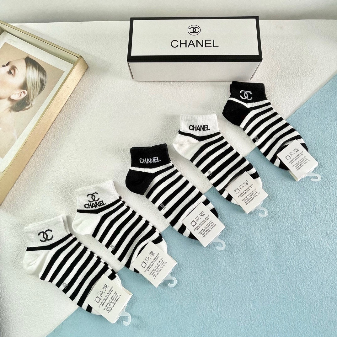 [TOP] CHANEL Socks - 5 Pieces as a Set