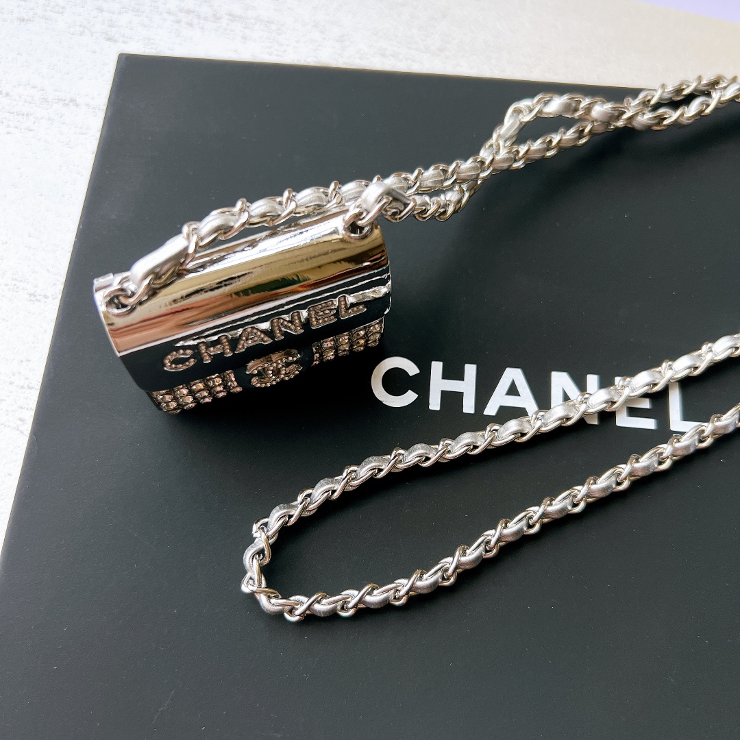 [TOP] CHANEL Waist Chain With Mini bag - Silver/Gold