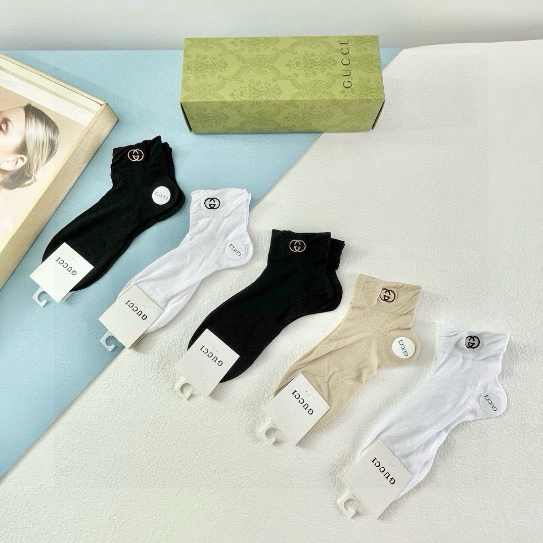 [TOP] GUCCI Socks - 5 Pieces as a Set