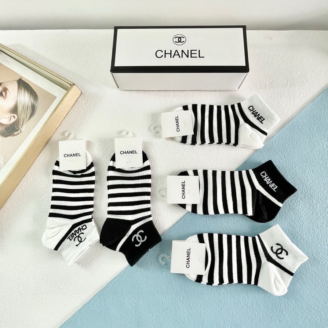 [TOP] CHANEL Socks - 5 Pieces as a Set