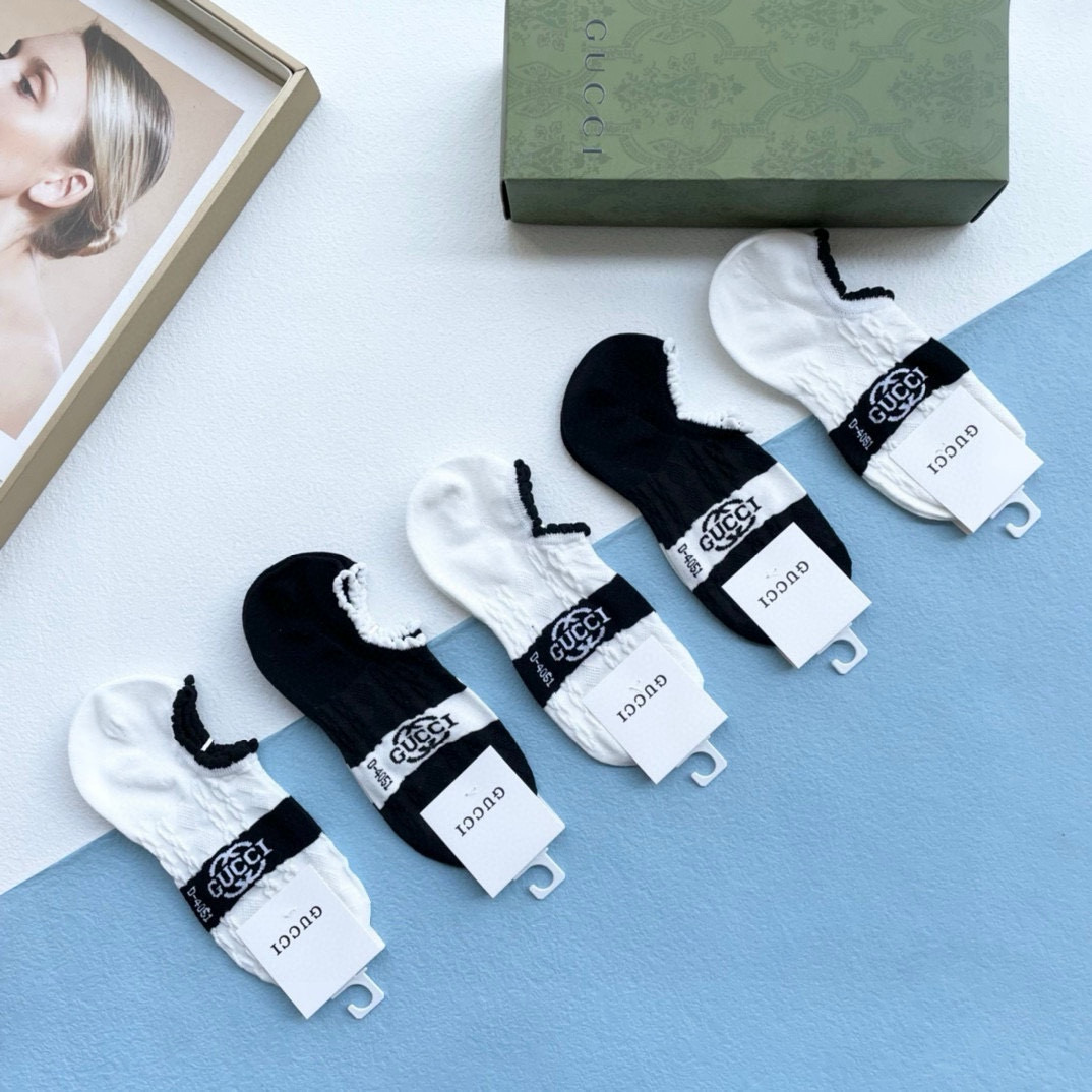 [TOP] GUCCI Socks - 5 Pieces as a Set