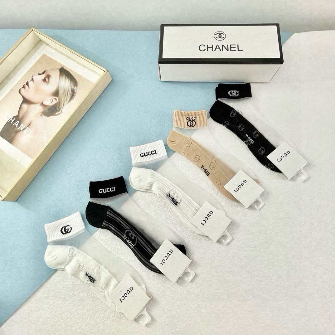 [TOP] GUCCI Socks - 5 Pieces as a Set