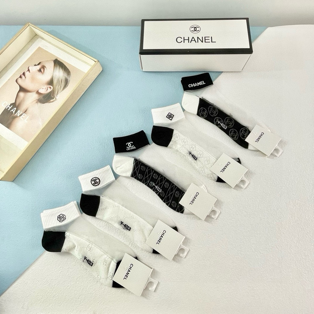 [TOP] CHANEL Socks - 5 Pieces as a Set