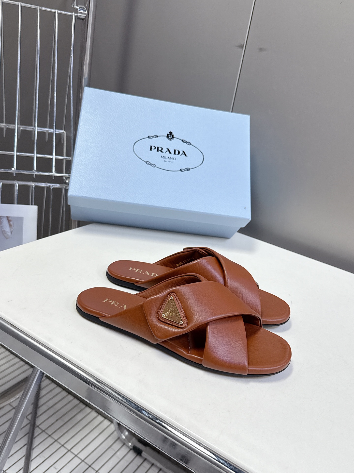 [TOP] PRADA Flat Slippers - 3 Colors