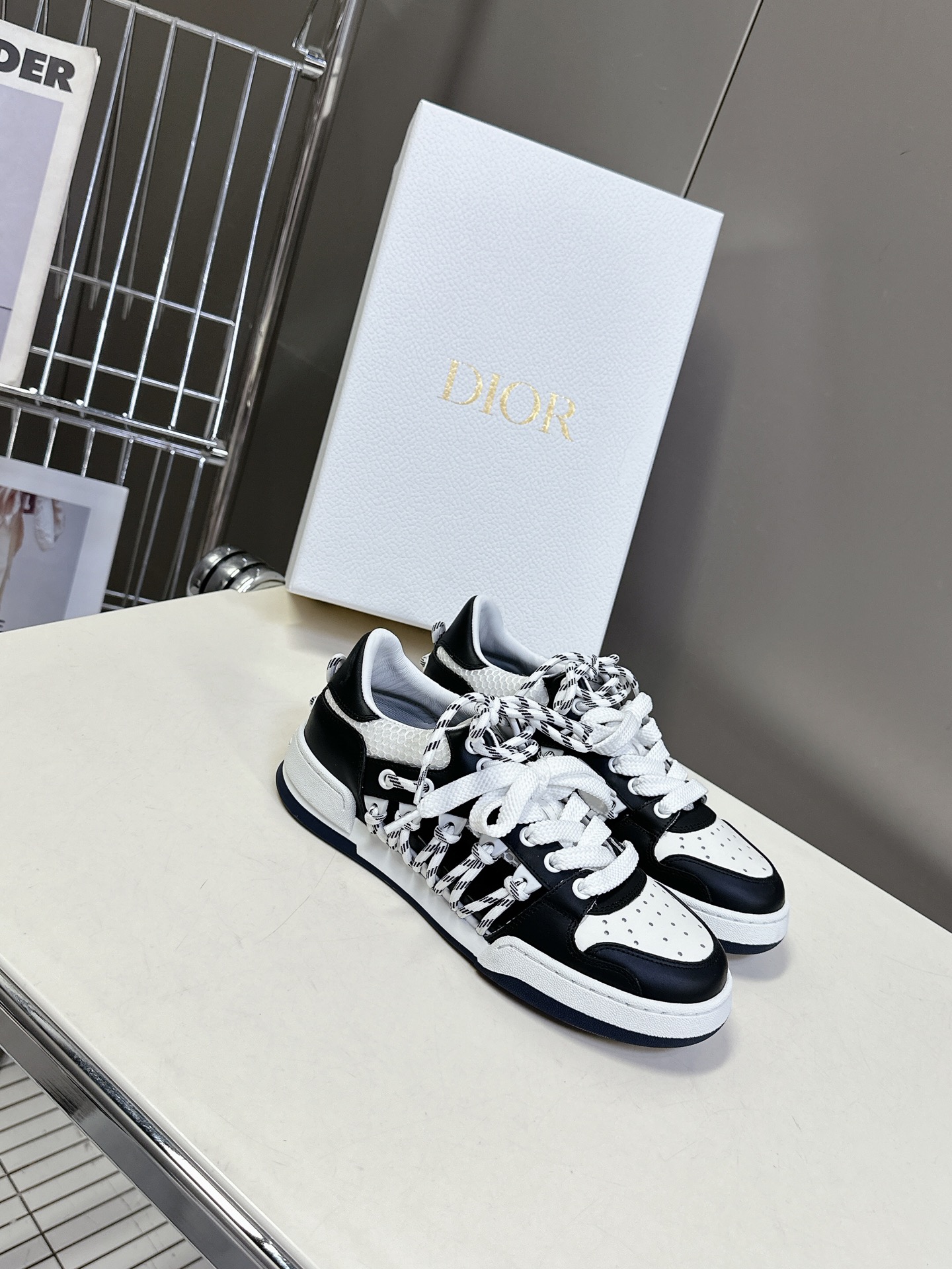 [TOP] Christian Dior Sneakers - 2 Colour
