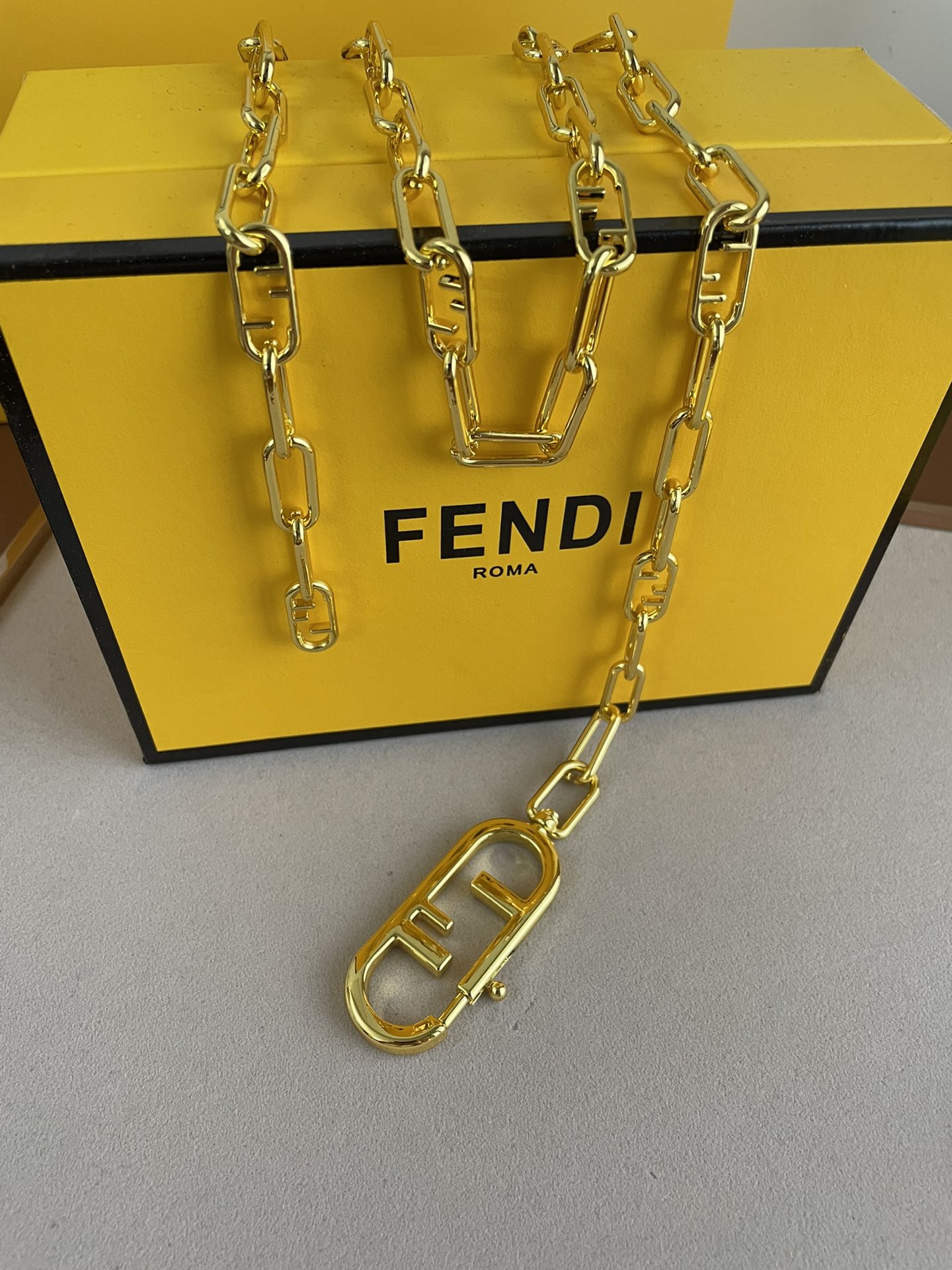 [TOP] FENDI Waist Chain - Gold