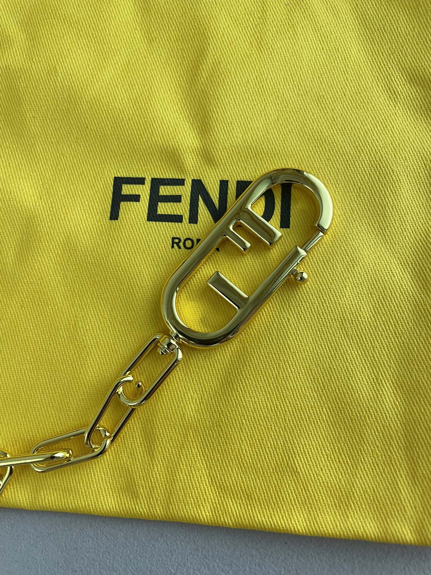 [TOP] FENDI Waist Chain - Gold