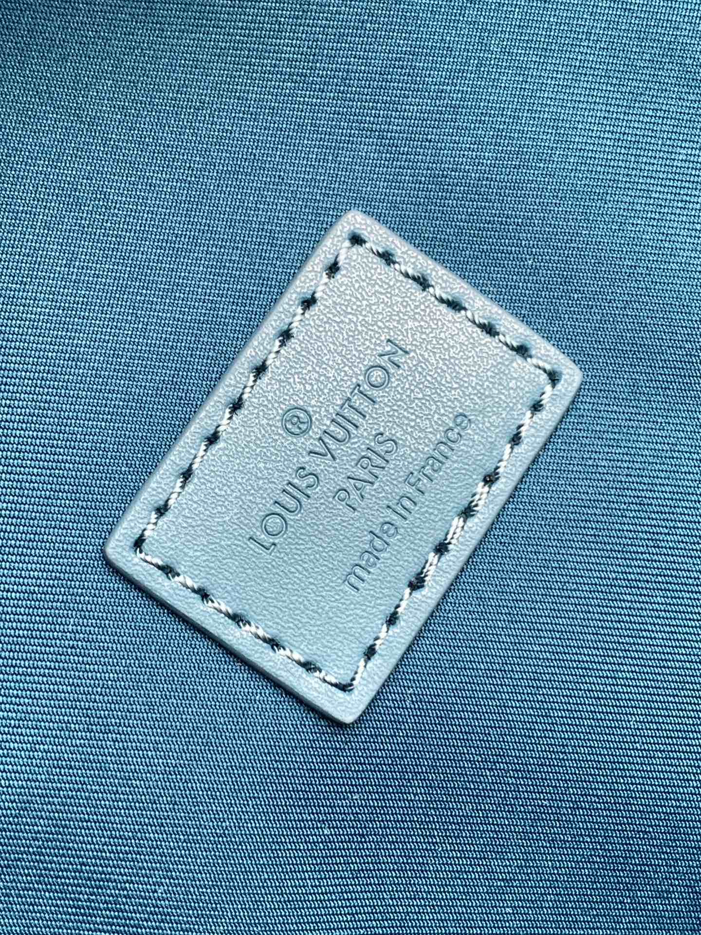 [TOP] Louis Vuitton LV Discovery Backpack Monogram Eclipse Canvas 29x38x20cm - Blue