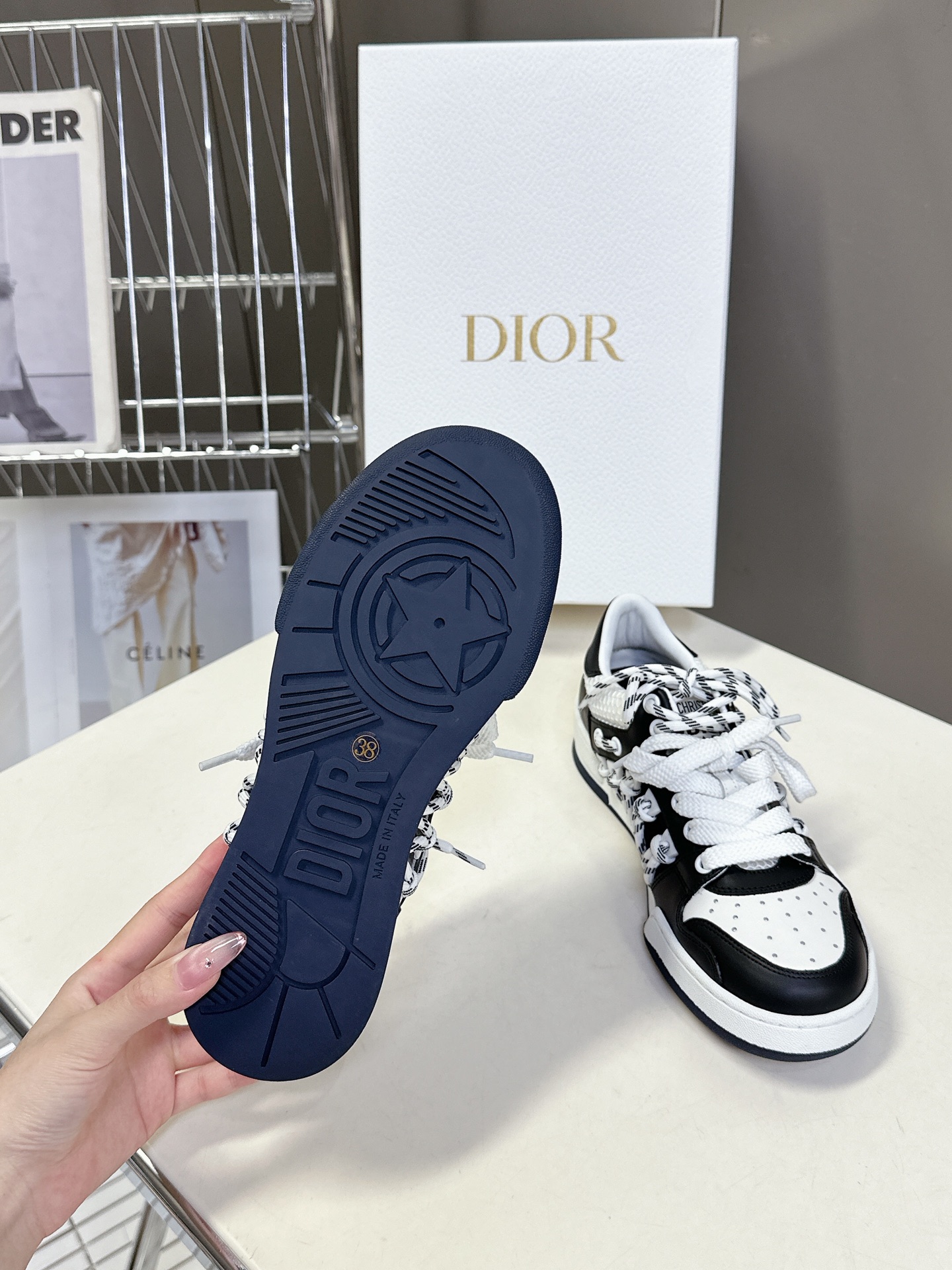 [TOP] Christian Dior Sneakers - 2 Colour