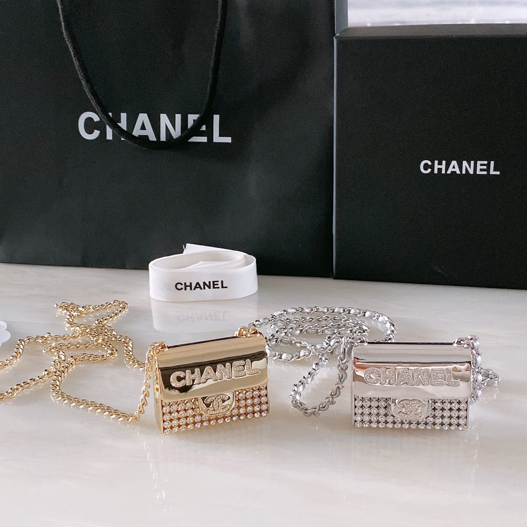 [TOP] CHANEL Waist Chain With Mini bag - Silver/Gold