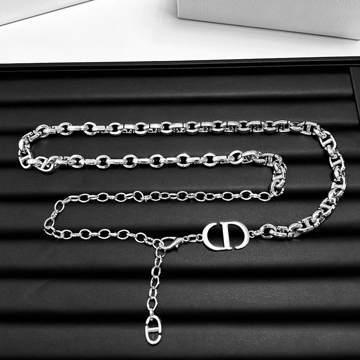 [TOP] Christian Dior CD Waist Chain - 2 Colour