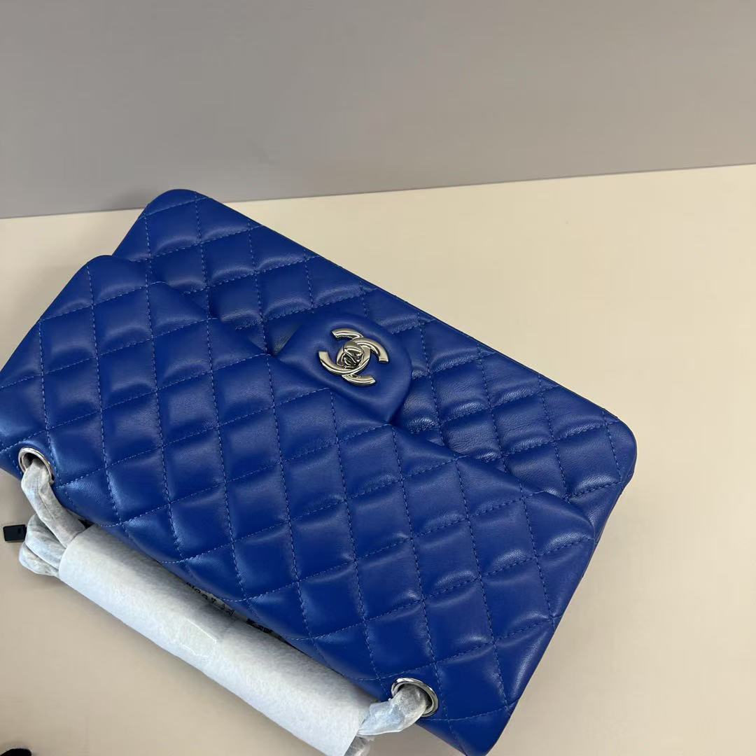 [TOP] CHANEL Classic Flap Bag  25cm – Dark Blue & SHW