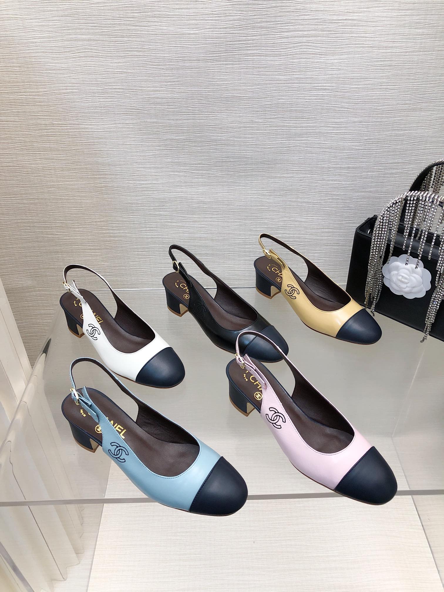 [TOP] CHANEL Leather Mules -5 Colors