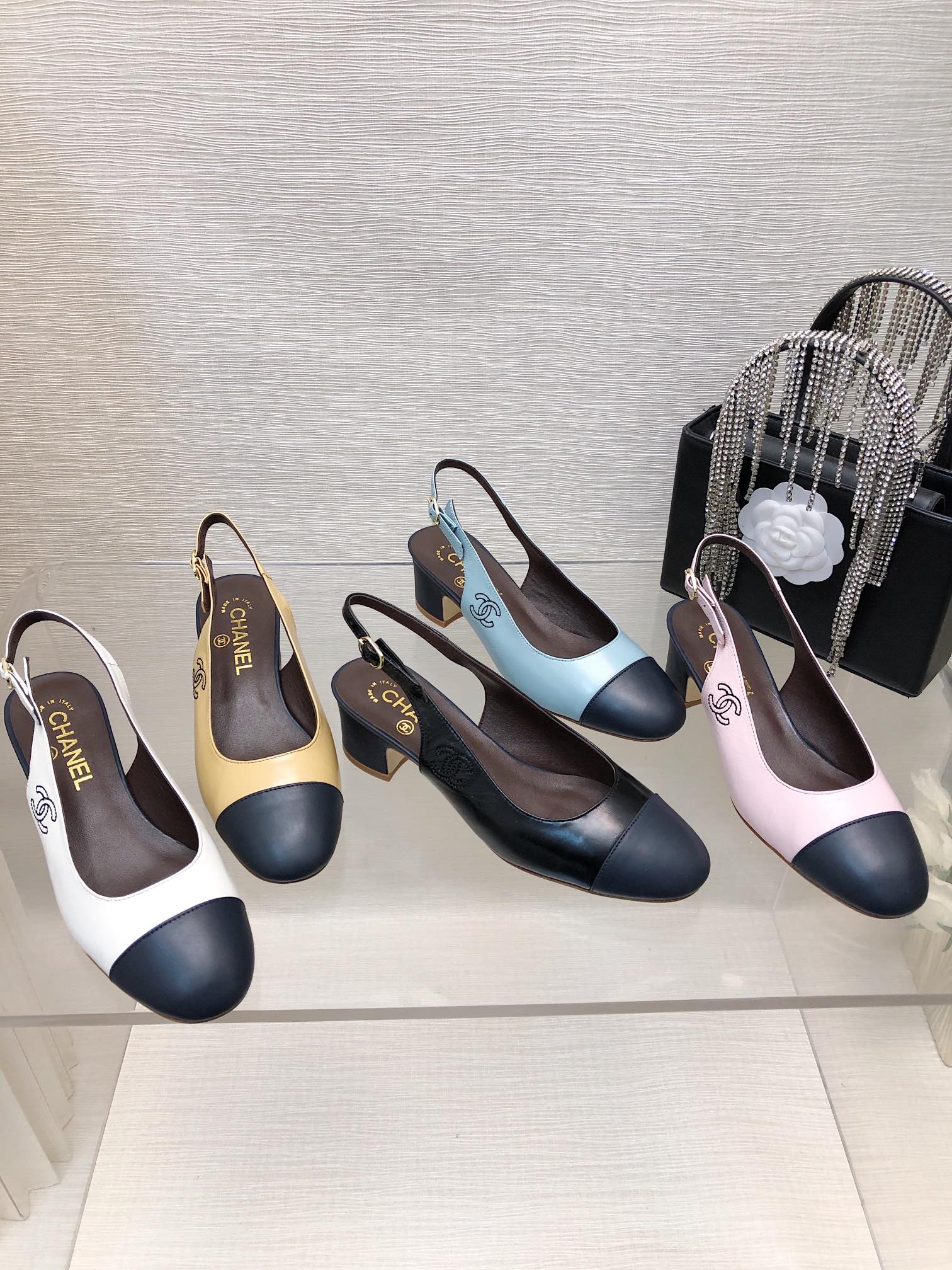 [TOP] CHANEL Leather Mules -5 Colors