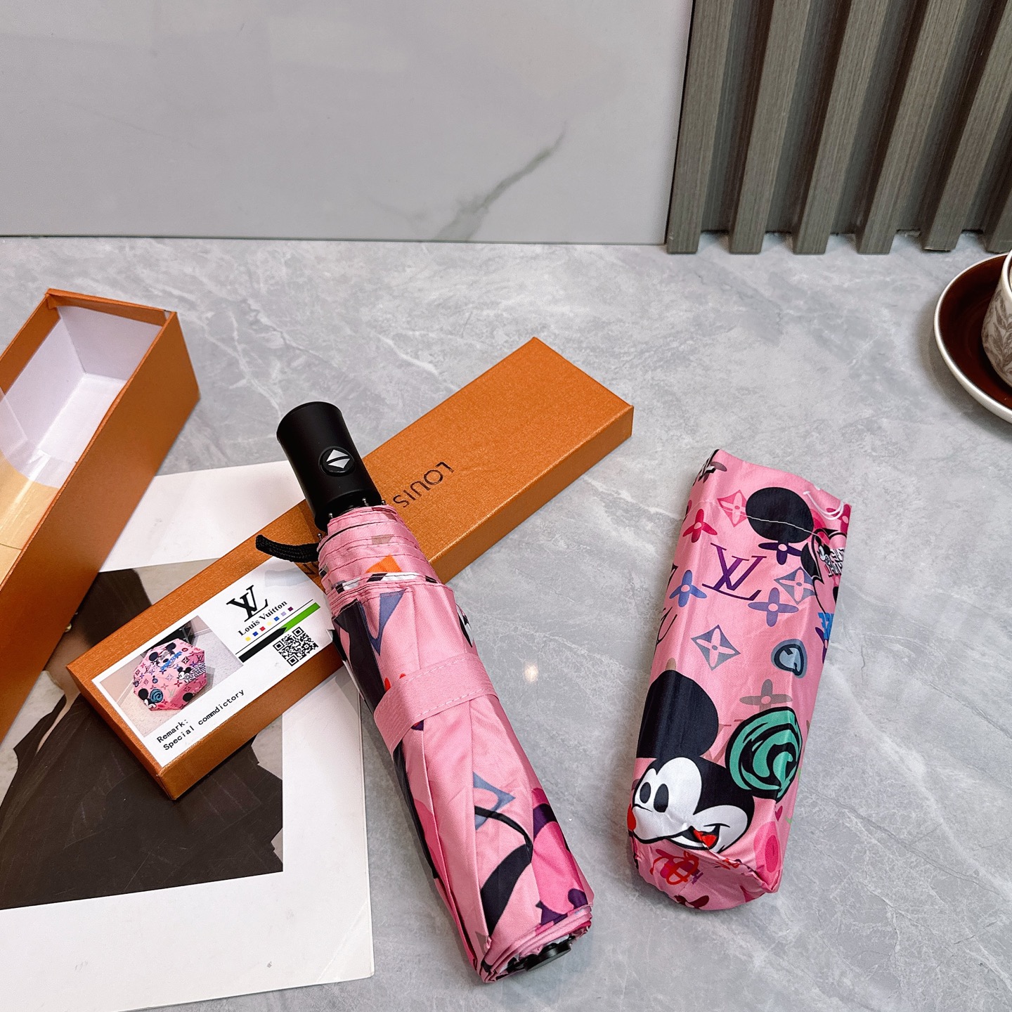 [TOP] Louis Vuitton LV Umbrella - Pink